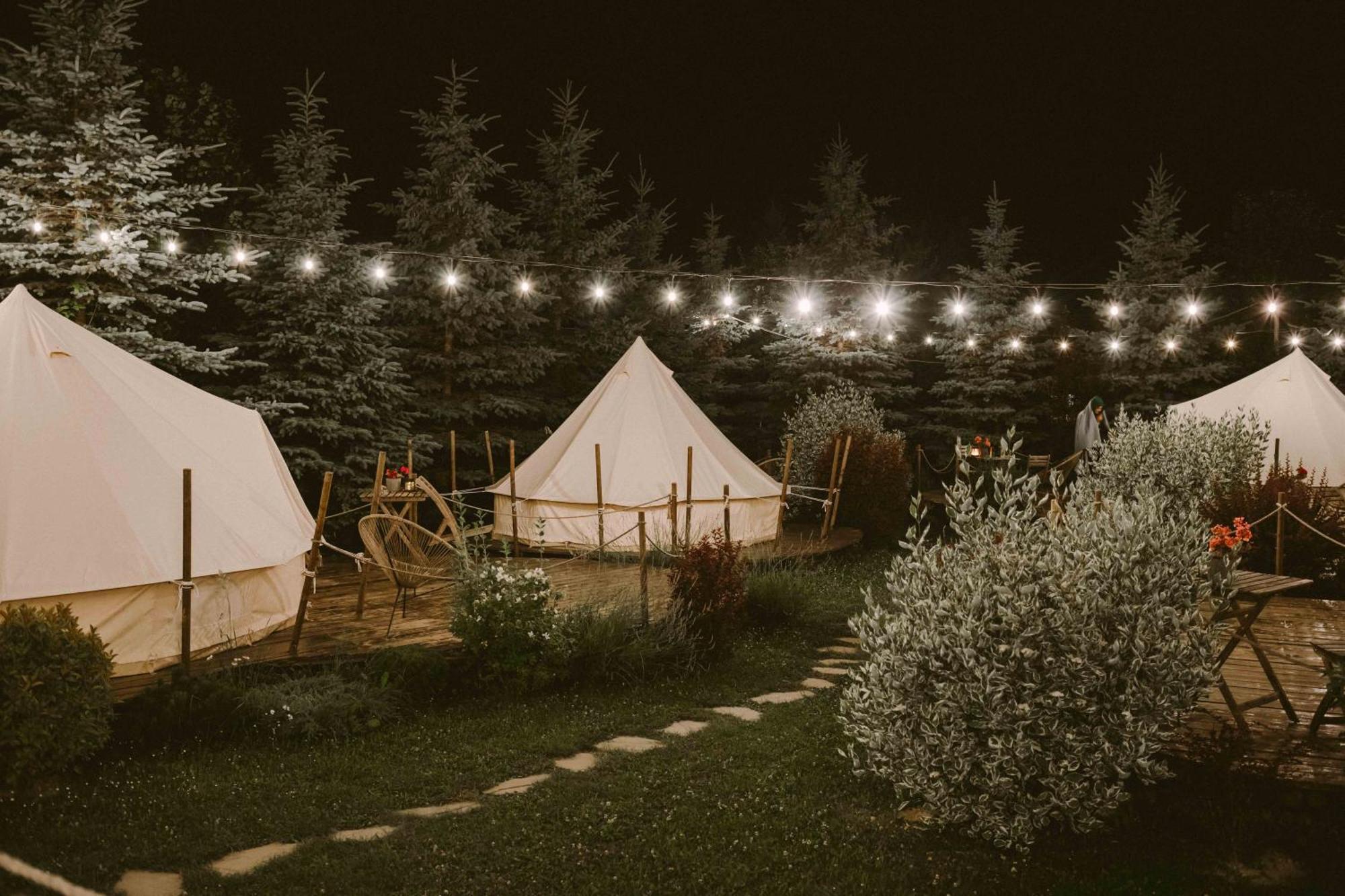 Valea Doftanei Glamping Cort de lux